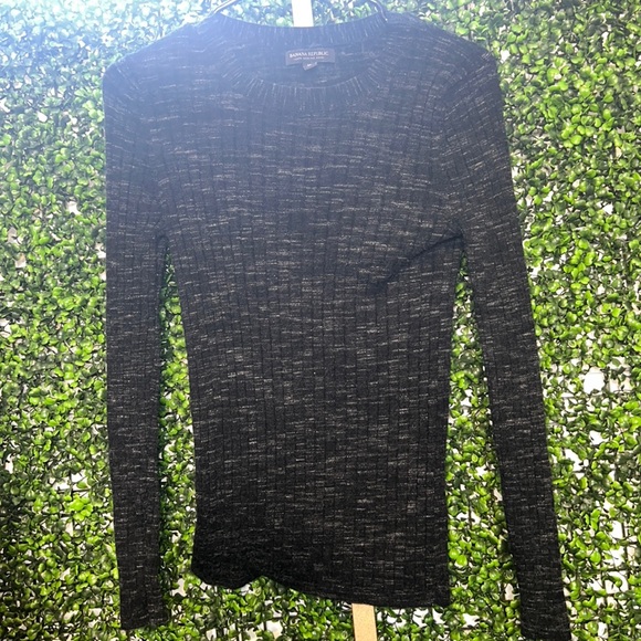 Banana Republic Tops - Banana Republic 100% Merino Wool Ribbed Sweater Long Sleeve size Medium